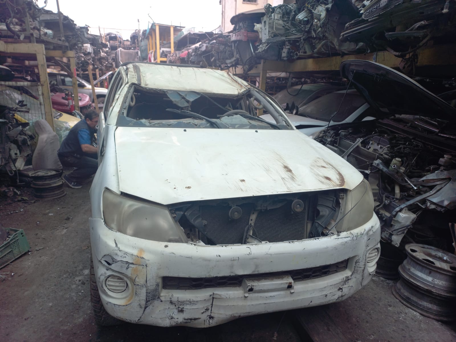 Toyota HILUX 2006 - 1 REPUESTO USADO/USADA EN DESARME